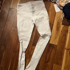 Alo White Leggings